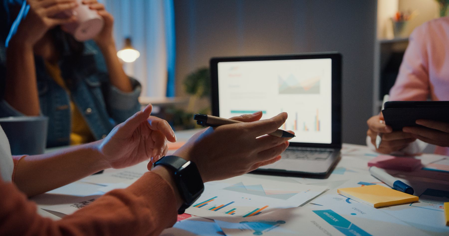 Équipe CyberPerformance au travail